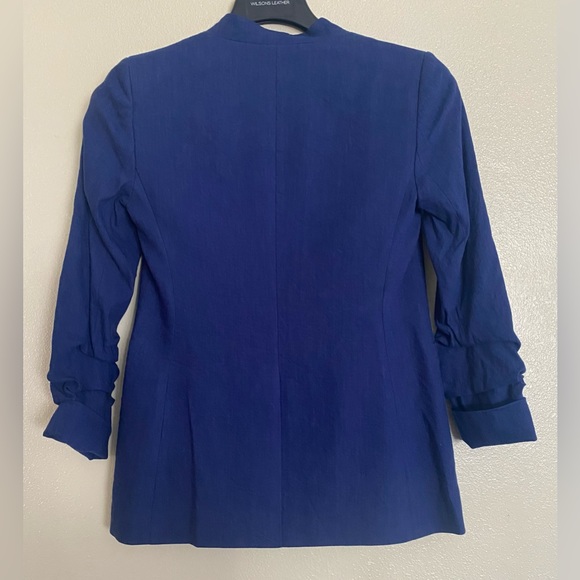 Alice + Olivia - Wome’s Blazer- Style: CC004404206 - Col: G430 Azure Size: 4. - Picture 2 of 7